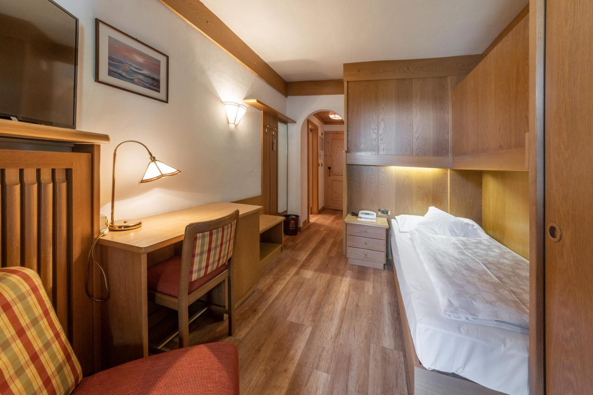 Hotel Armin Сельва-ди-Валь-Гардена Экстерьер фото